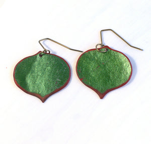 Open image in slideshow, Aspen Leaves
